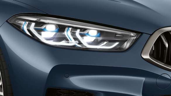 Luz láser BMW. BMW Serie 8 Coupé, enfoque en faros delanteros, Luz láser BMW.
