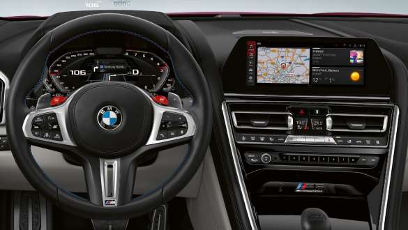 Conjunto de instrumentos específico de M del BMW M8 Competition Gran Coupé Conjunto de instrumentos específico de M del BMW M8 Competition Gran Coupé 2020, cabina