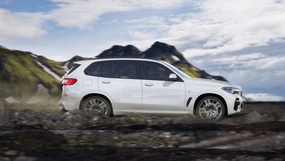 Modo off-road xRocks BMW X5 Modo off-road xRocks BMW X5 G05 2018 Mineralweiss metalizado, vista del lateral