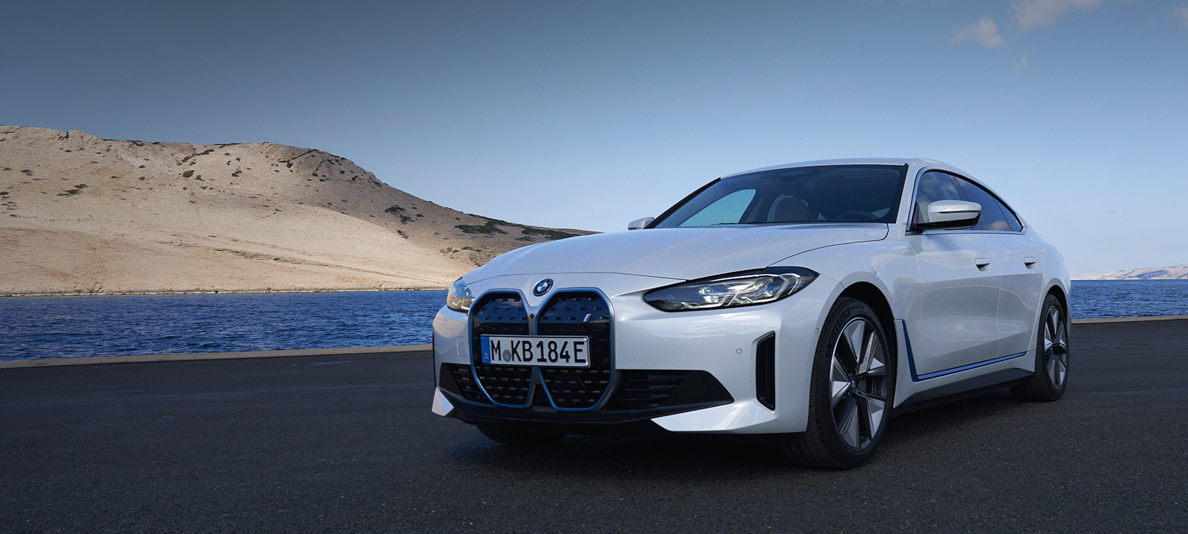 Conoce el BMW i4, el auto eléctrico con una autonomía de hasta 590 km.