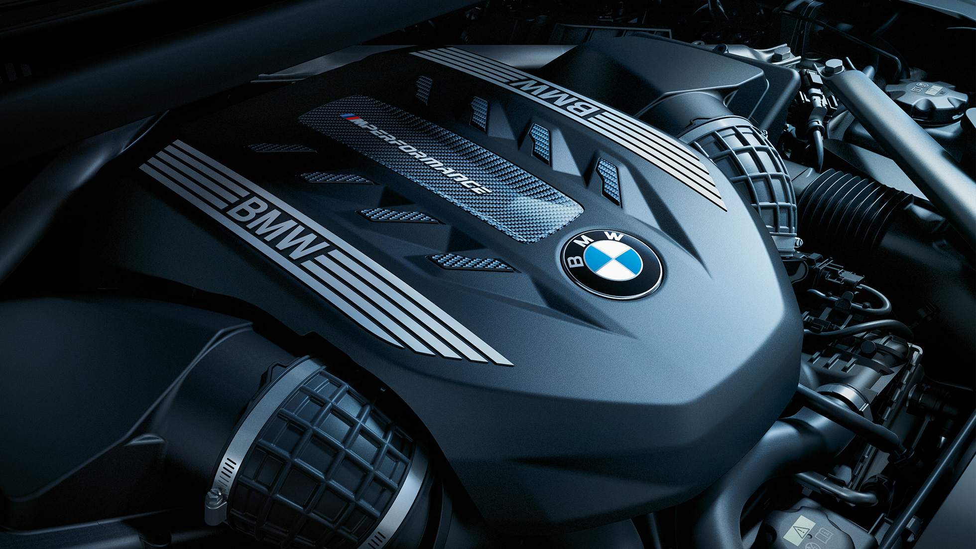 Motor en el BMW X6 M50i Motores M TwinPower Turbo en el G06 BMW X6 M50i