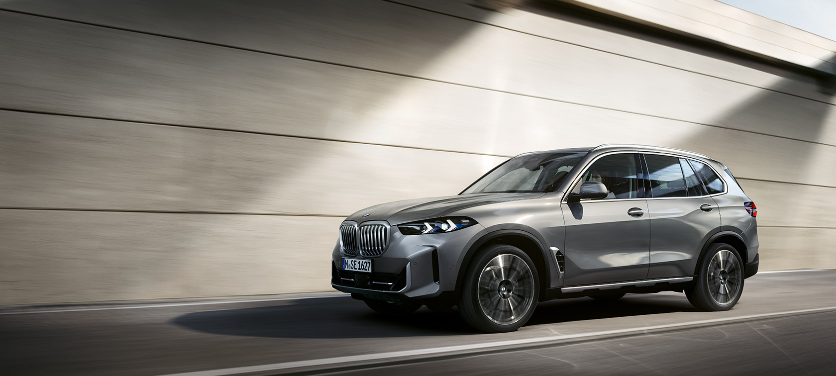BMW X5, el vehículo híbrido enchufable que cuenta con una autonomía de hasta 110 km.