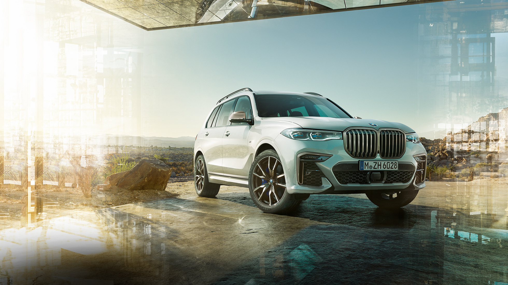 BMW X7 M50d, vista delantera de tres cuartos BMW X7 M50d: detenido, BMW X7 blanco en vista delantera de tres cuartos