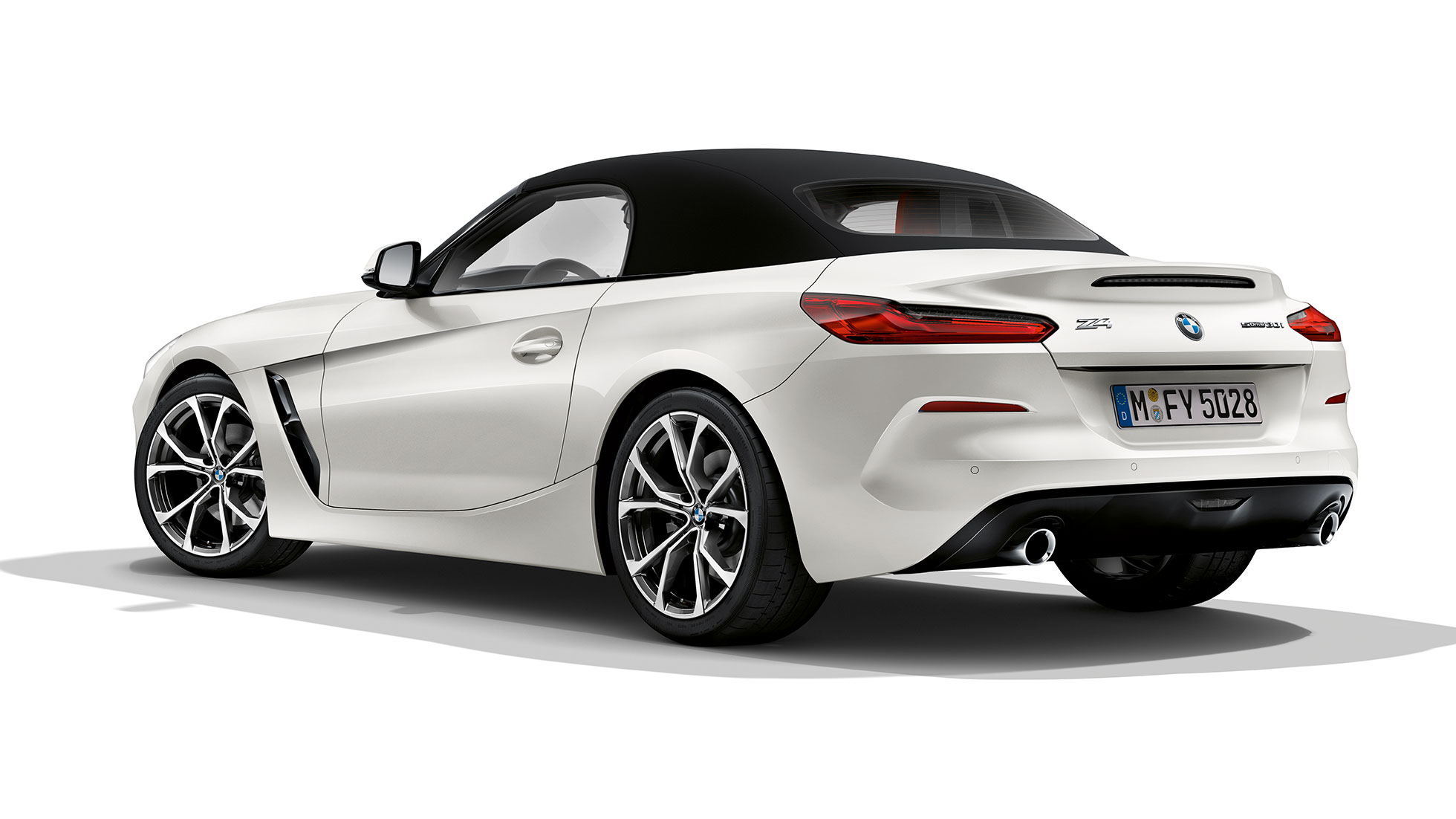 BMW Z4 Roadster Modelo Línea Deportiva BMW Z4 Roadster Modelo Línea Deportiva, toma delantera de tres cuartos