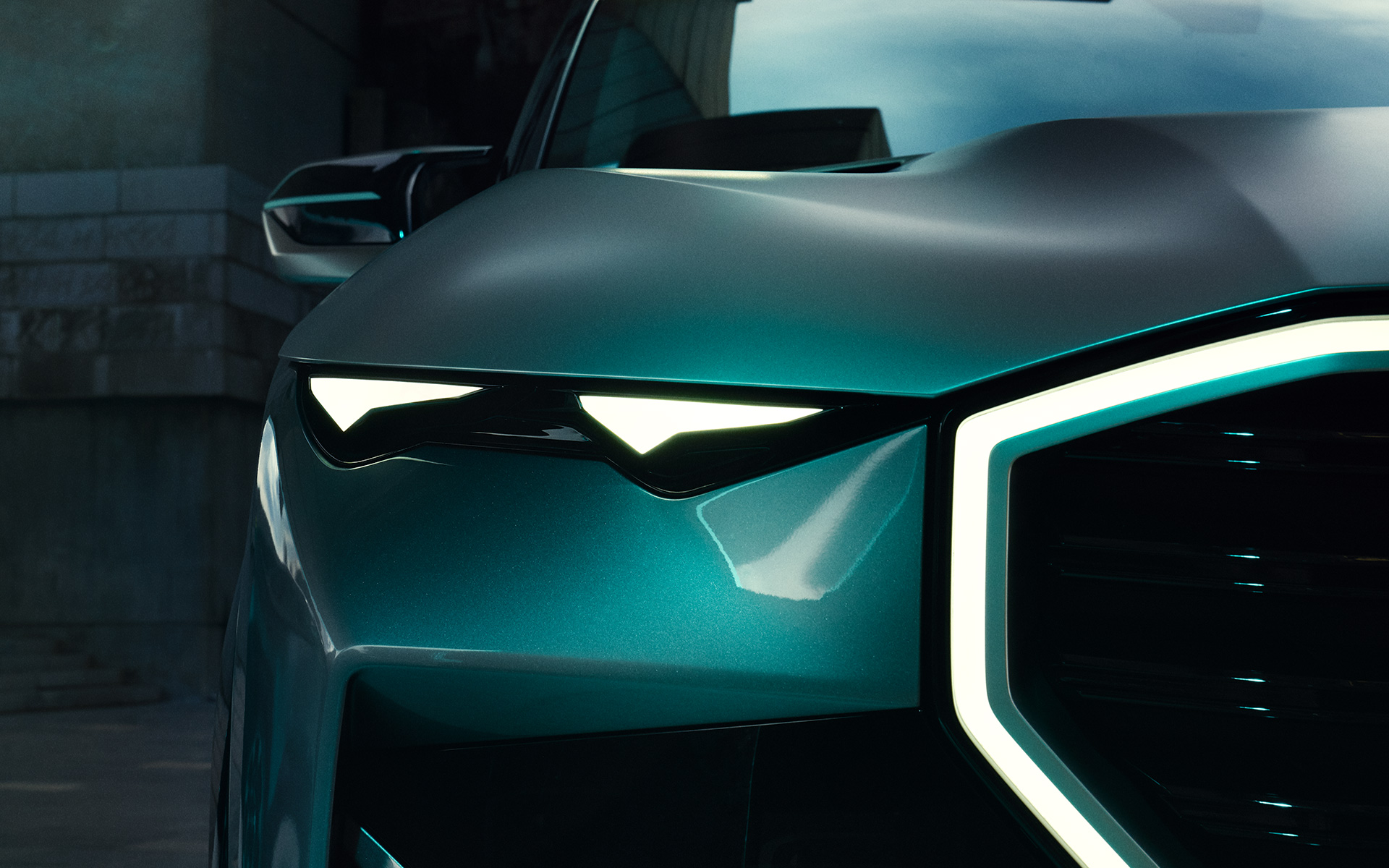 BMW Concept XM (G09) vista del frontal, parado, primer plano, faros BMW Concept XM (G09) vista del frontal, parado, primer plano, faros