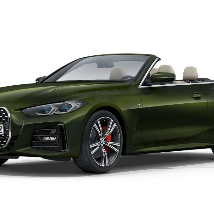 BMW Serie 4 Convertible G23 2020 Acabado M Sport, Sanremo Green metalizado, vista de tres cuartos del frontal